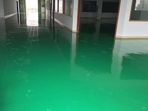 停車場環(huán)氧地坪的清潔應移交給引航清潔工